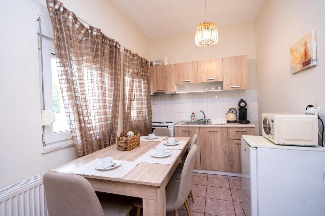 Magdalene'S Premium Apartments Ofrínion Extérieur photo